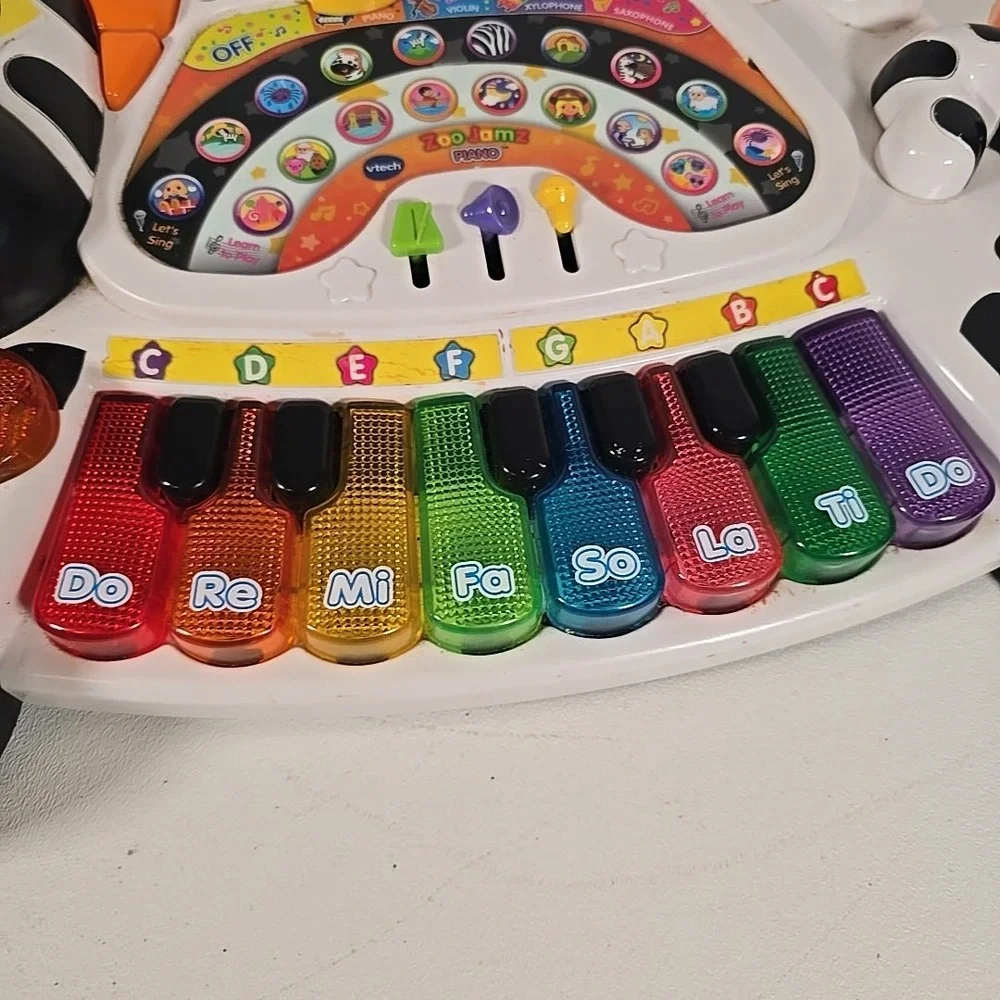 Vtech Zoo Jamz Piano  Toy In box  Ages 1 1/2-4 yrs No‎ Microphone